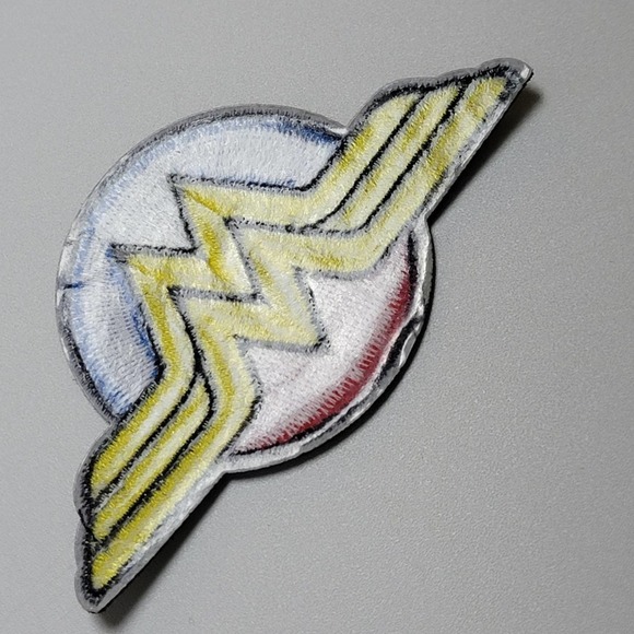 VTG Iron On Patch Wonder Woman, 4" - Picture 4 of 7